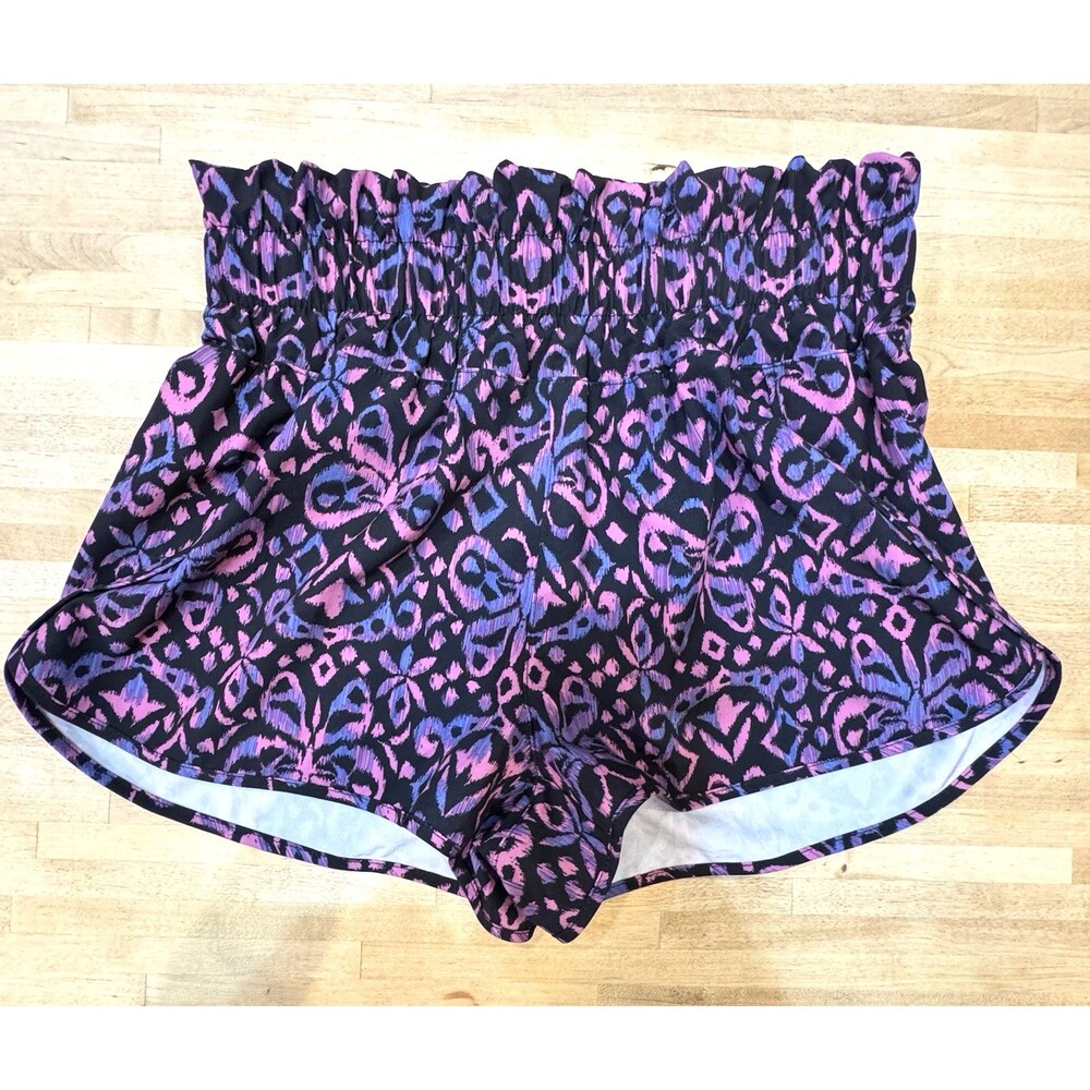No Boundaries Juniors Active Shorts Size M Butterfly Print Smocked Waist Pink